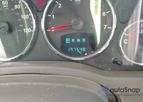 2011 Jeep Liberty Sport z USA, uszkodzony, nr VIN 1J4PP2GK3BW528350